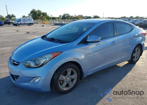 2013 Hyundai Elantra Gls/Limited from USA, damaged, VIN KMHDH4AE4DU663285